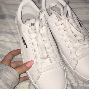 White puma shoes size 7.5